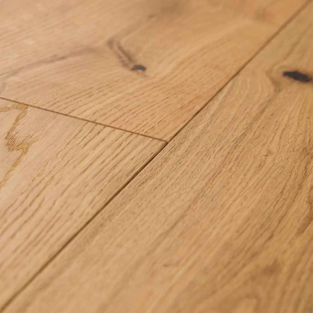 Brushed Oak - 14mm UV Oiled Engineered Real Wood Flooring (124566) - Image 3