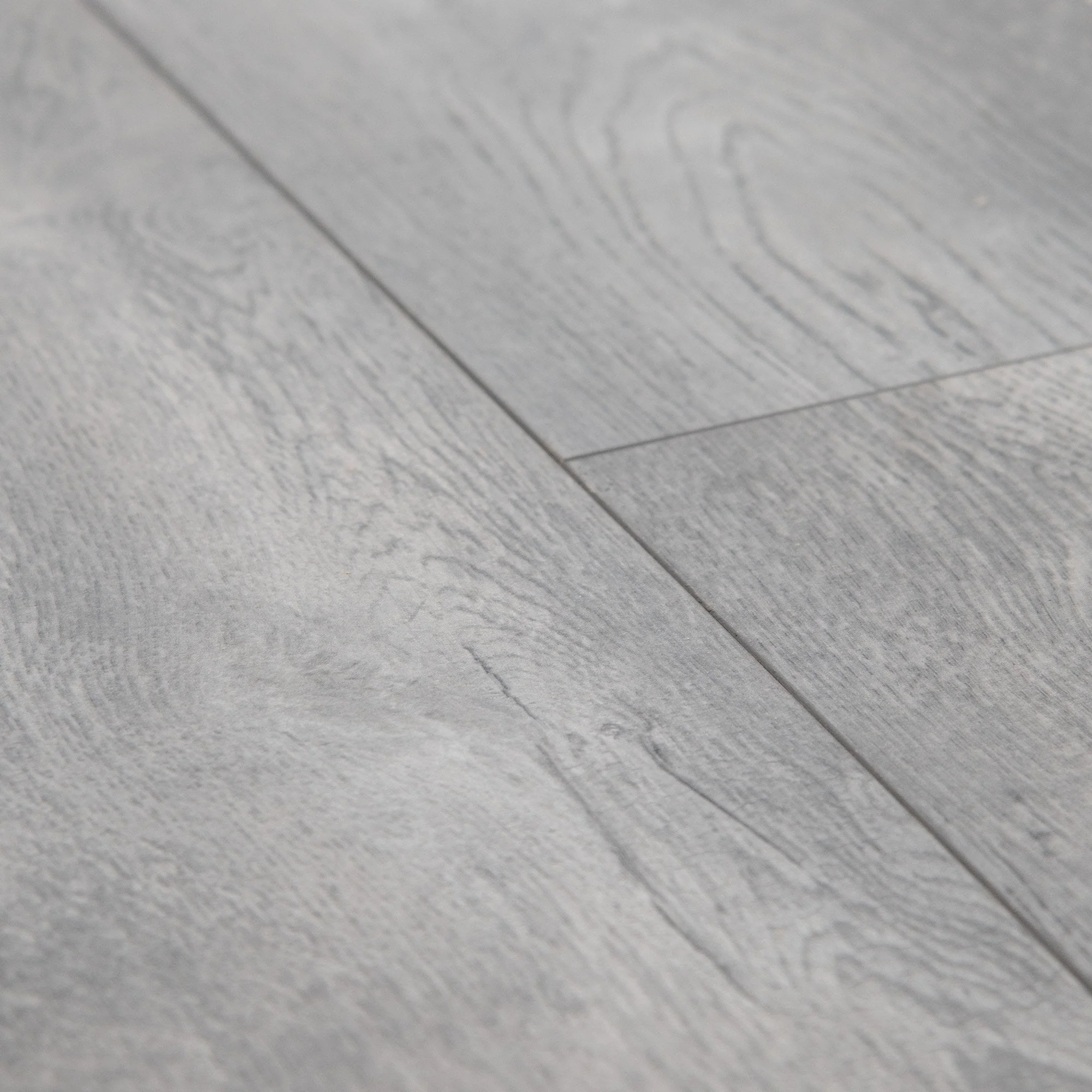 Ashenwood Oak - Supernatural Classic 8mm Laminate Flooring (344922) - Image 4