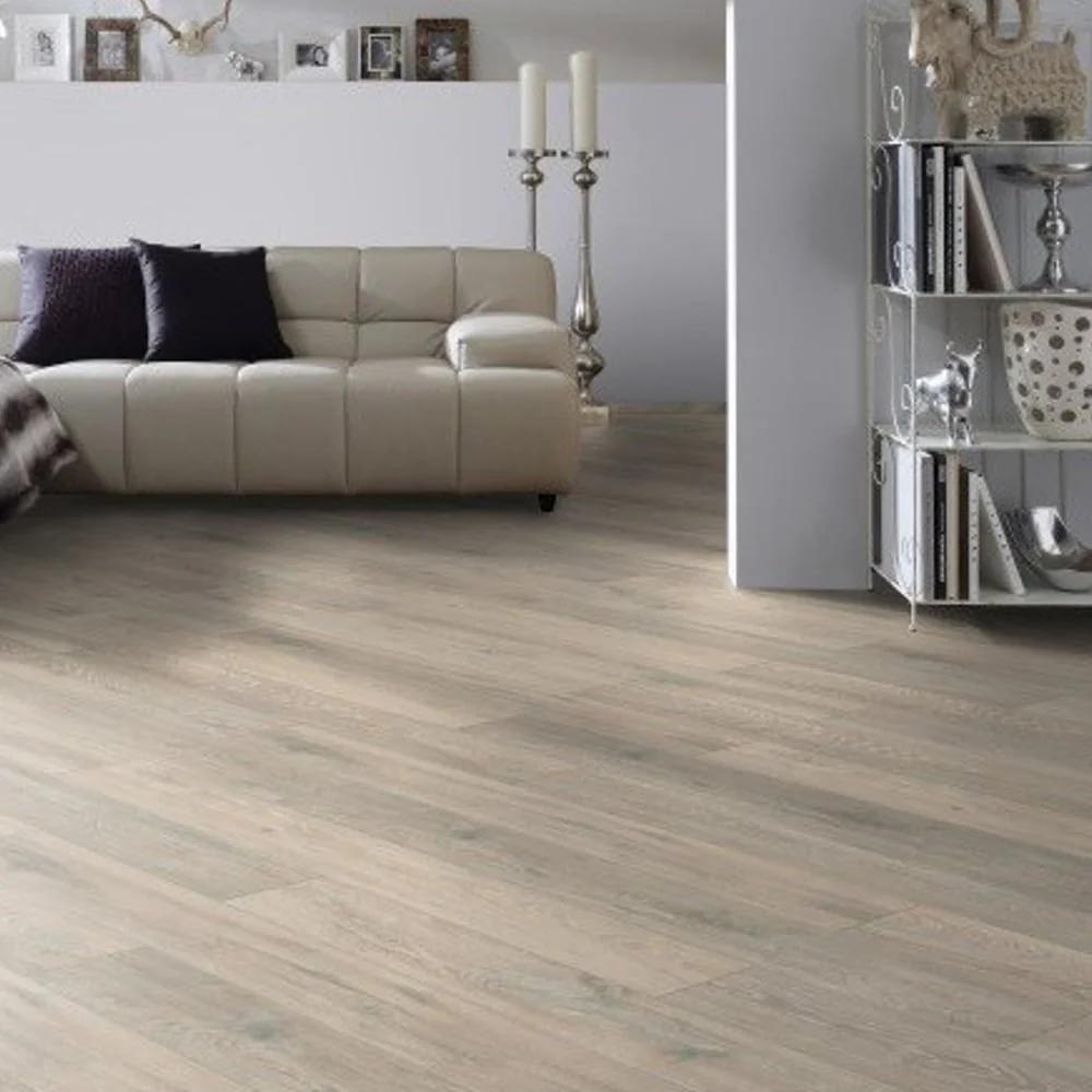 Colorado Oak - Supernatural Classic 8mm Laminate Flooring (47199) - Image 3