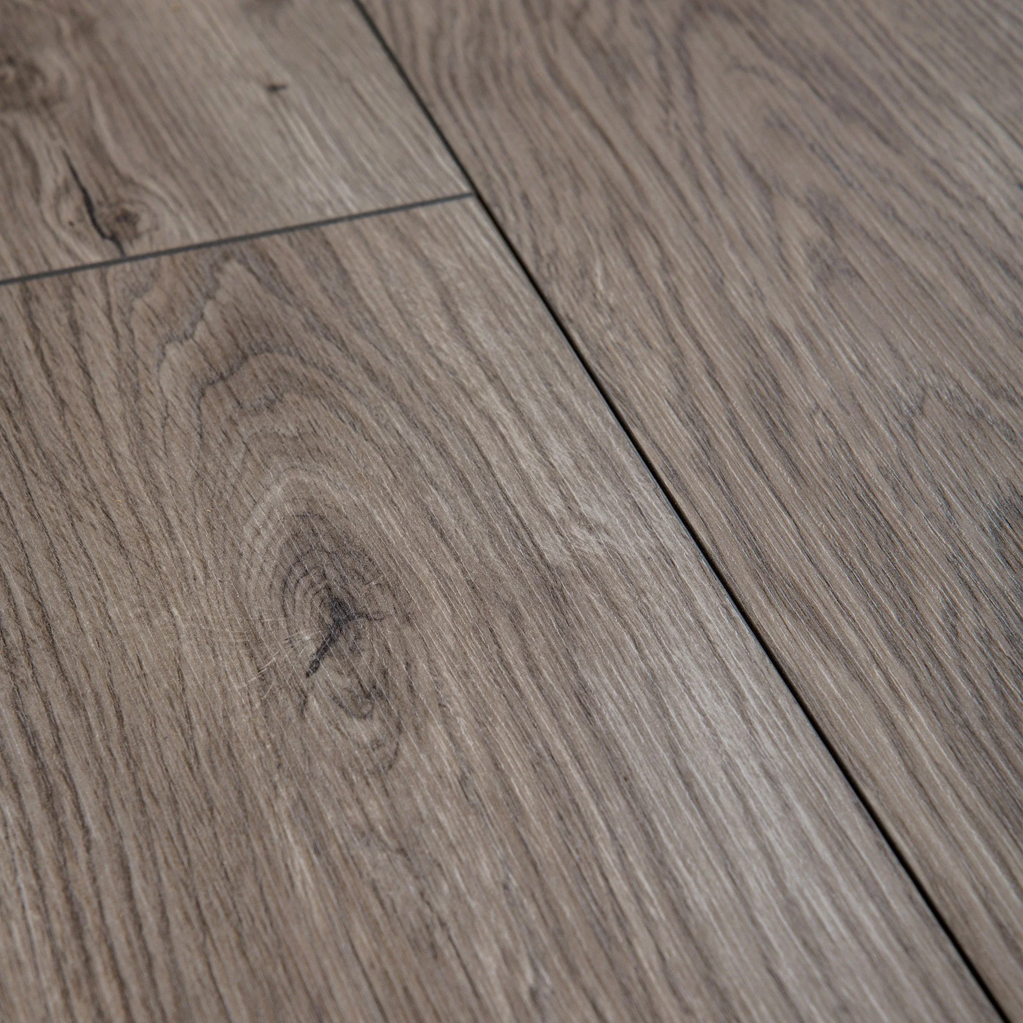 Twilight Oak - Supernatural Classic 8mm Embossed Laminate Flooring (344923) - Image 3