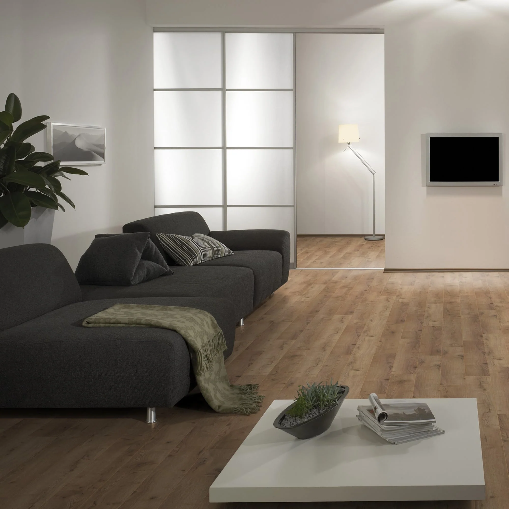 Dezent Oak - Amazone 10mm Laminate Flooring (54212) - Image 9