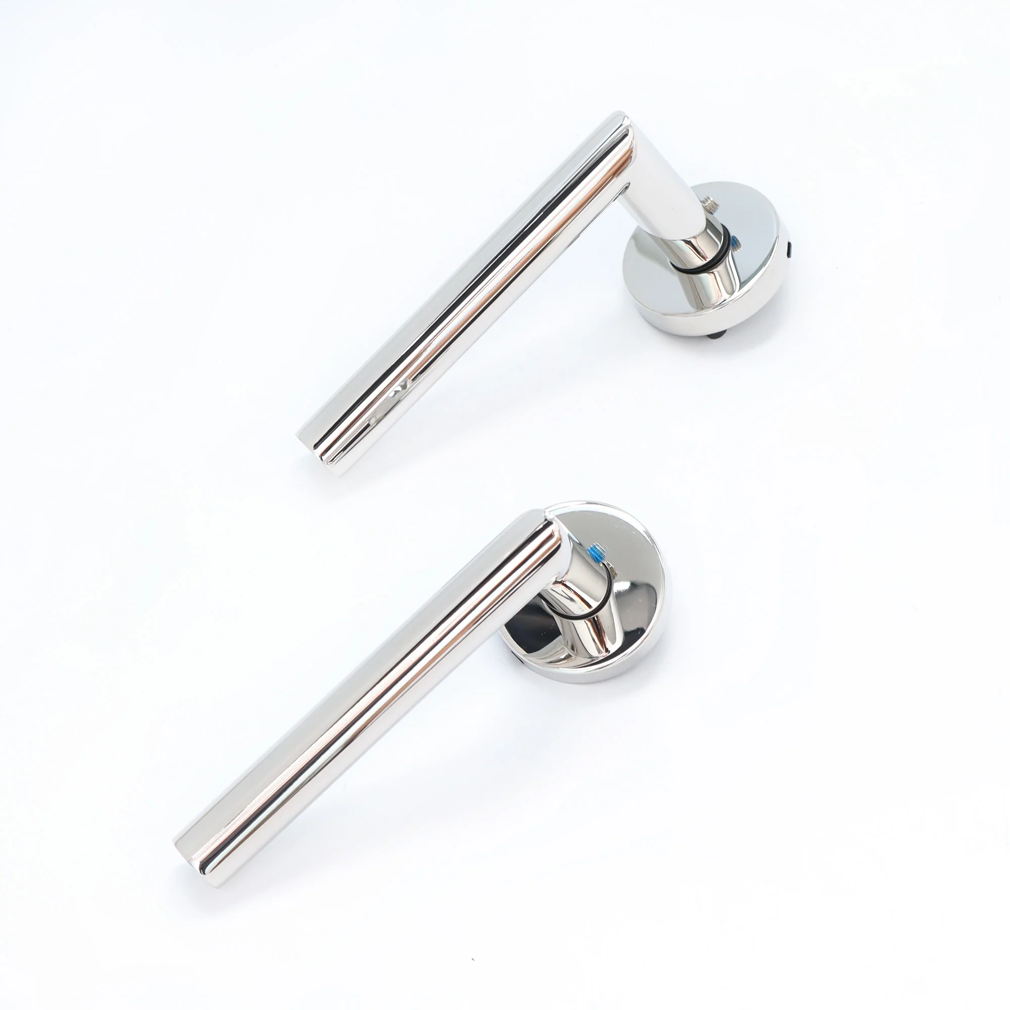 Lifestyle Alpha Lever on Round Rose Handle Set - Polished Chrome (123567) - Image 2