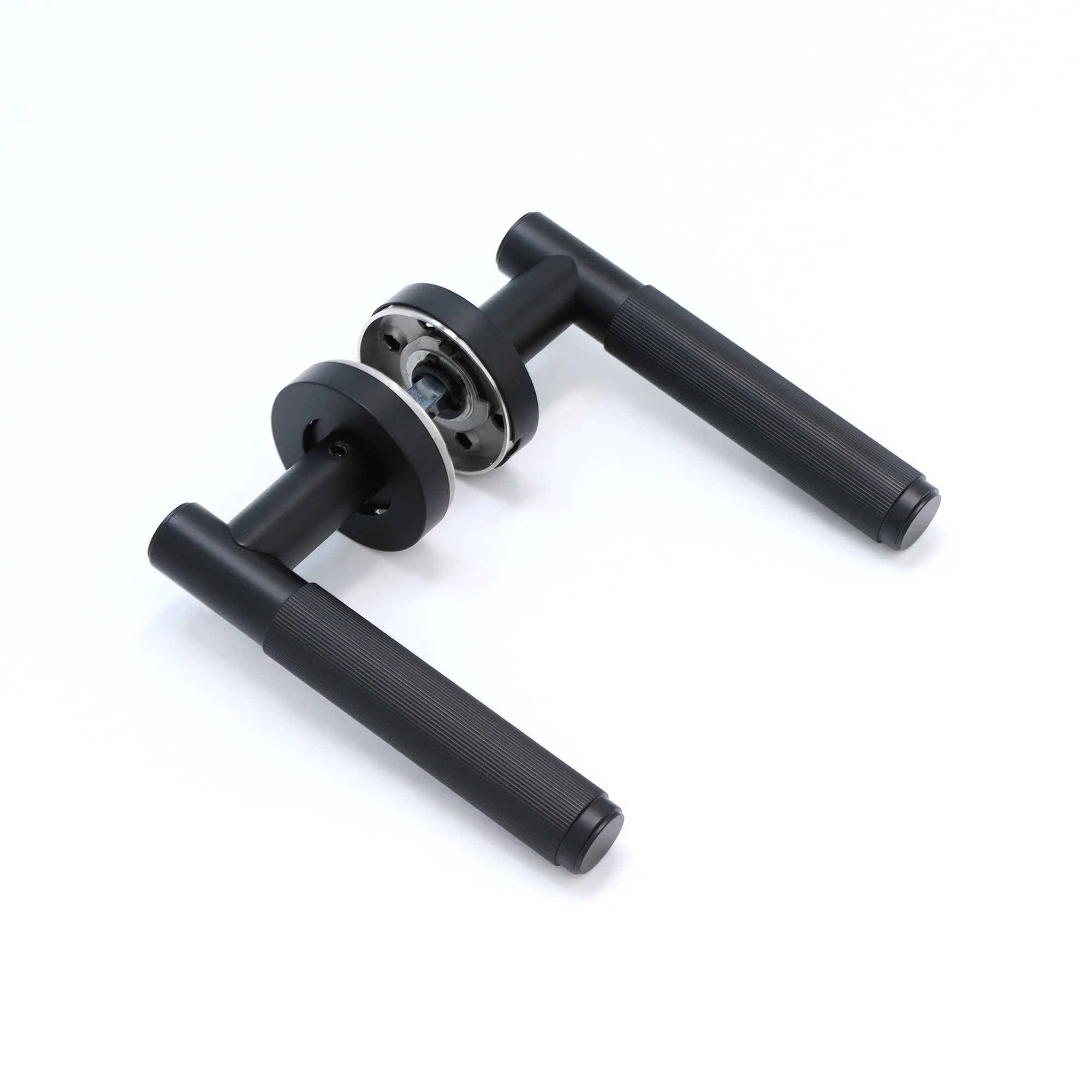 Fluted Lever on Round Rose Door Handle Set - Matt Black (123383) - Image 4