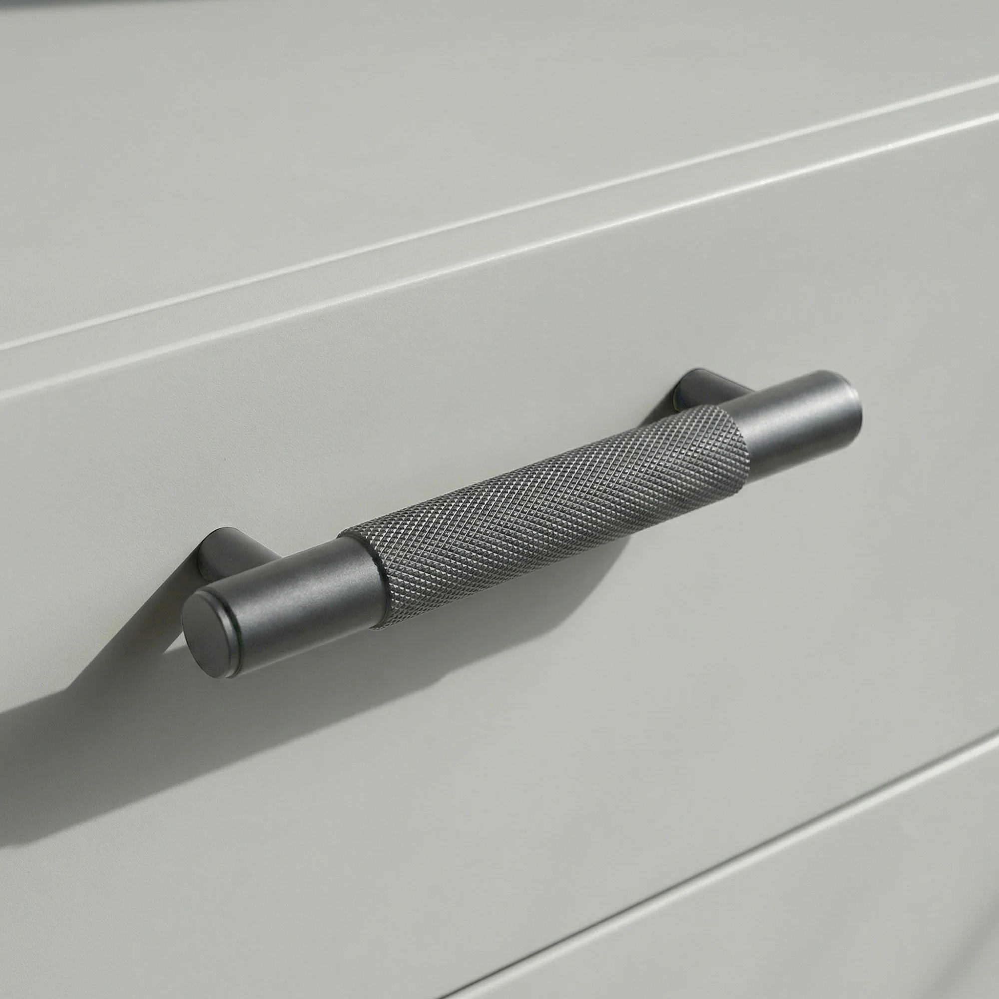 Knurled Small Round T-Bar Pull Handle - Gun Metal (123410) - Image 2