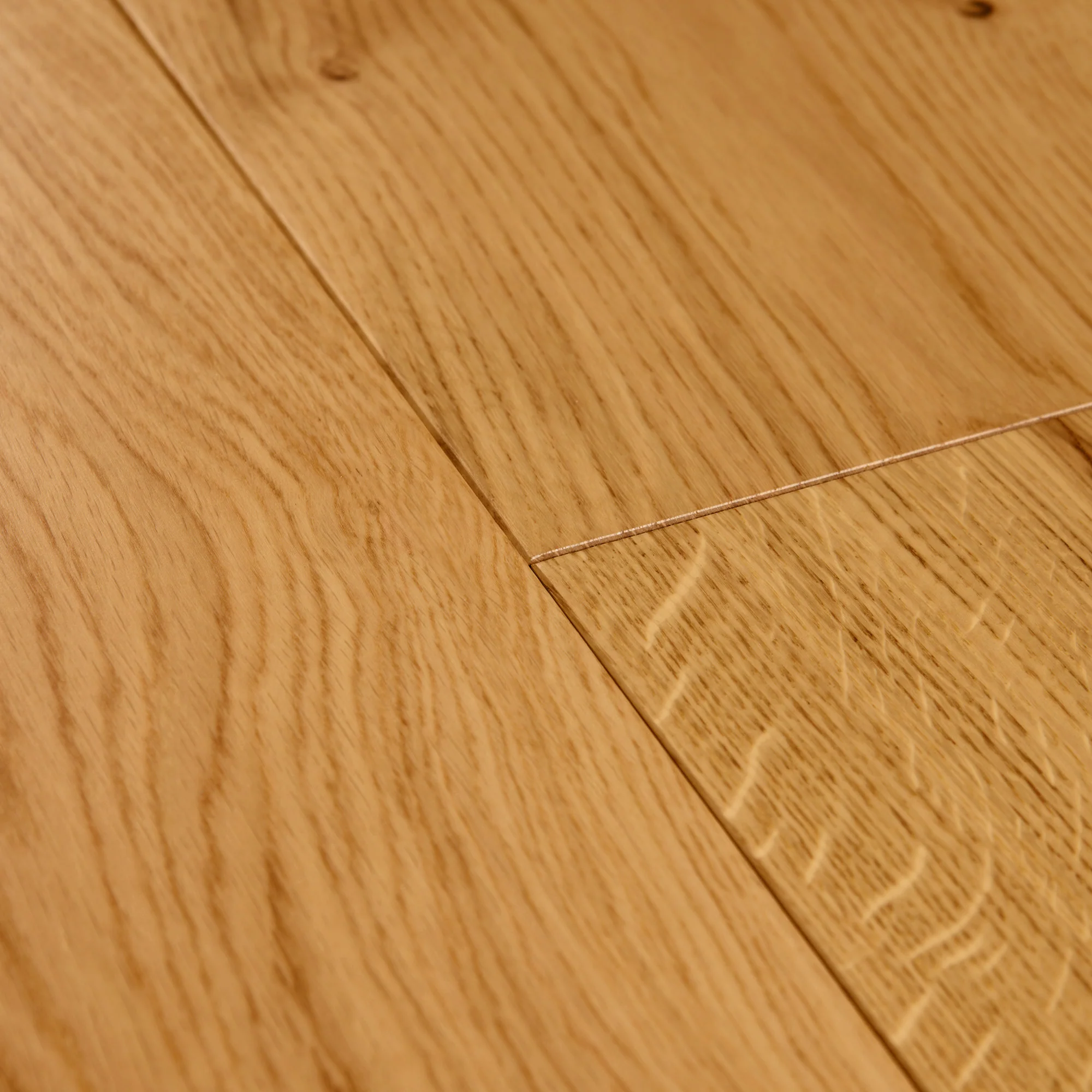 Natural Oak - 18mm UV Lacquered Sample (LIBSO18x90) - Image 3